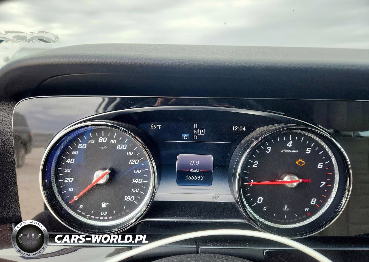 2017 Mercedes-Benz E 300 VIN:WDDZF4JB0HA268555 - 9