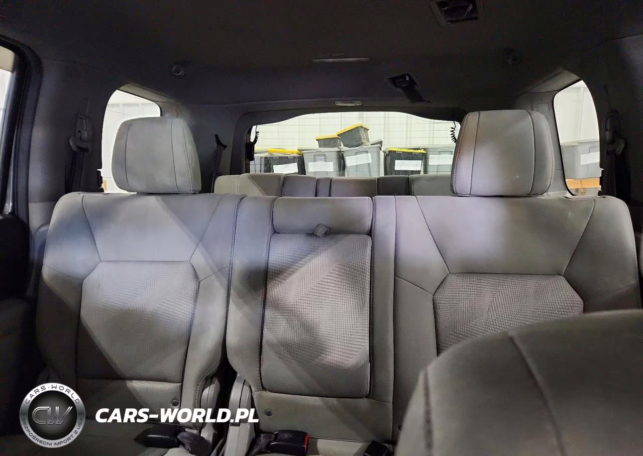 2012 Honda Pilot Lx VIN:5FNYF4H28CB036751 - 10
