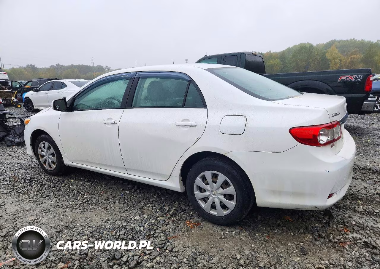 2011 Toyota Corolla Le VIN:2T1BU4EE8BC746858 - 2