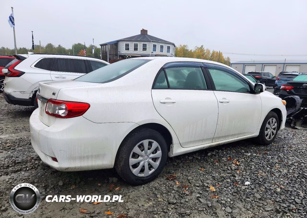 2011 Toyota Corolla Le VIN:2T1BU4EE8BC746858 - 3