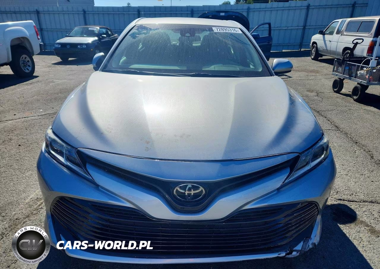 2018 Toyota Camry Le VIN:4T1B11HK8JU654008 - 5