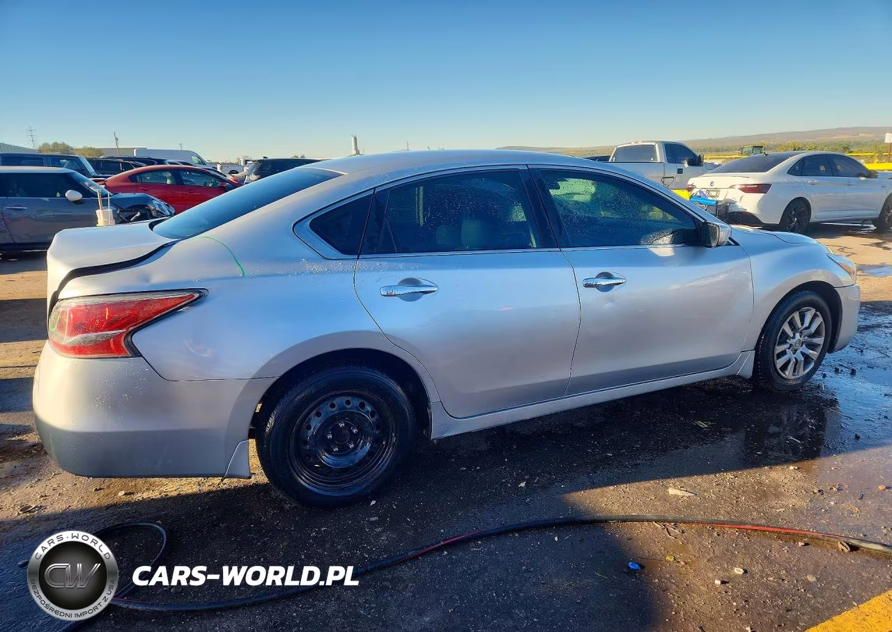2015 Nissan Altima 2.5 S VIN:1N4AL3AP2FC289694 - 3