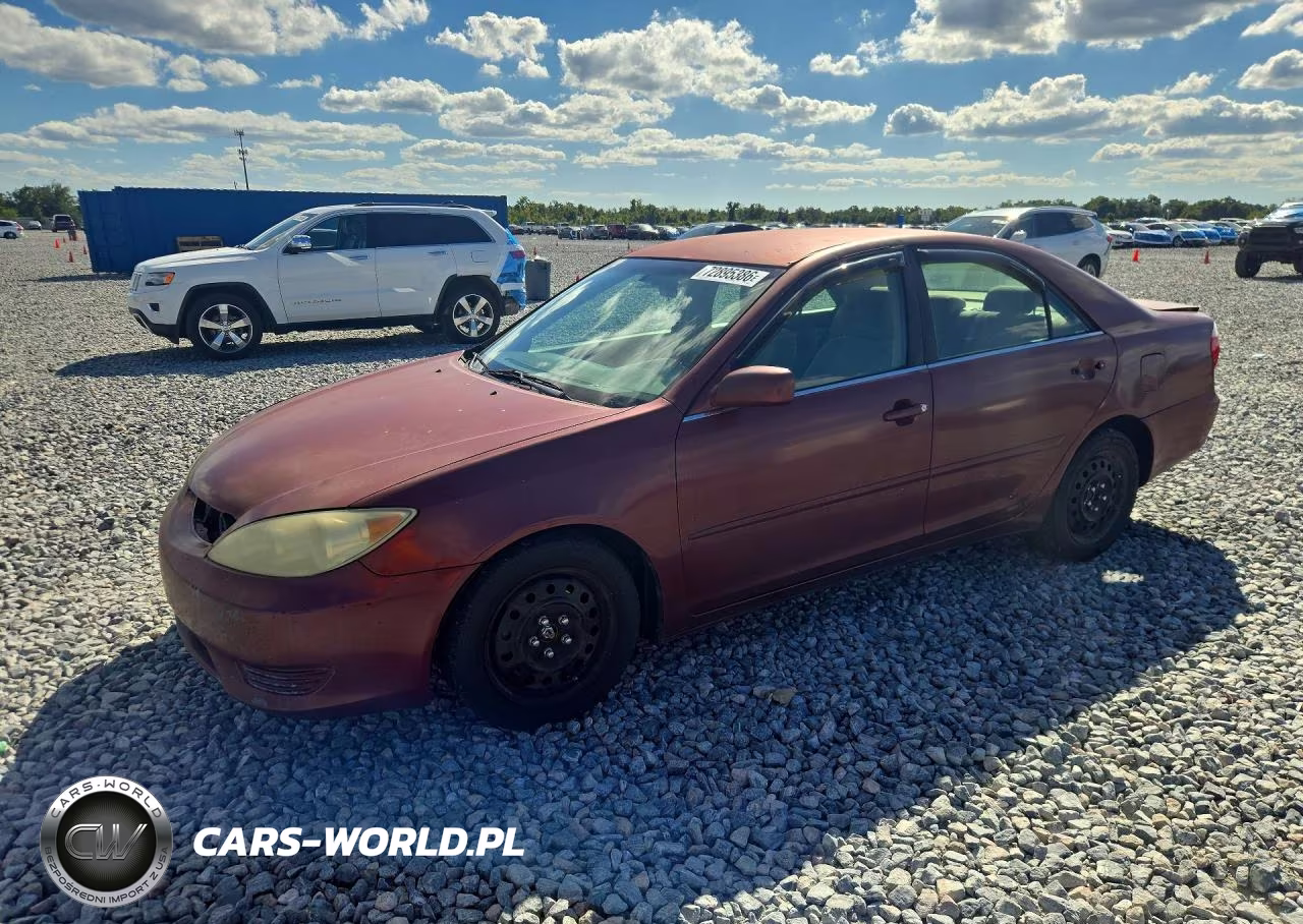2005 Toyota Camry Le V6 – zdjęcie 1 z 12