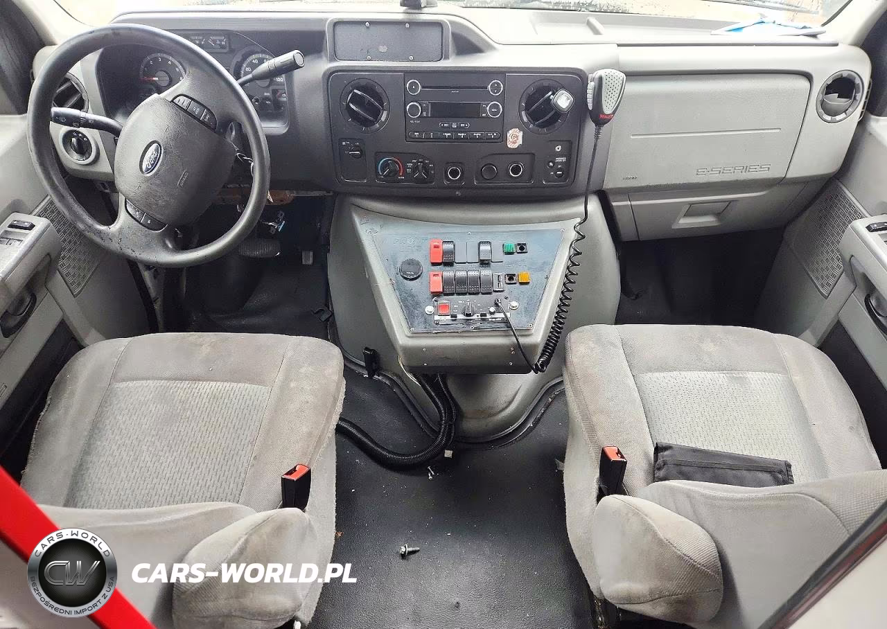 2018 Ford Econoline - Ambulance VIN:1FDWE3FSXJDC38238 - 8