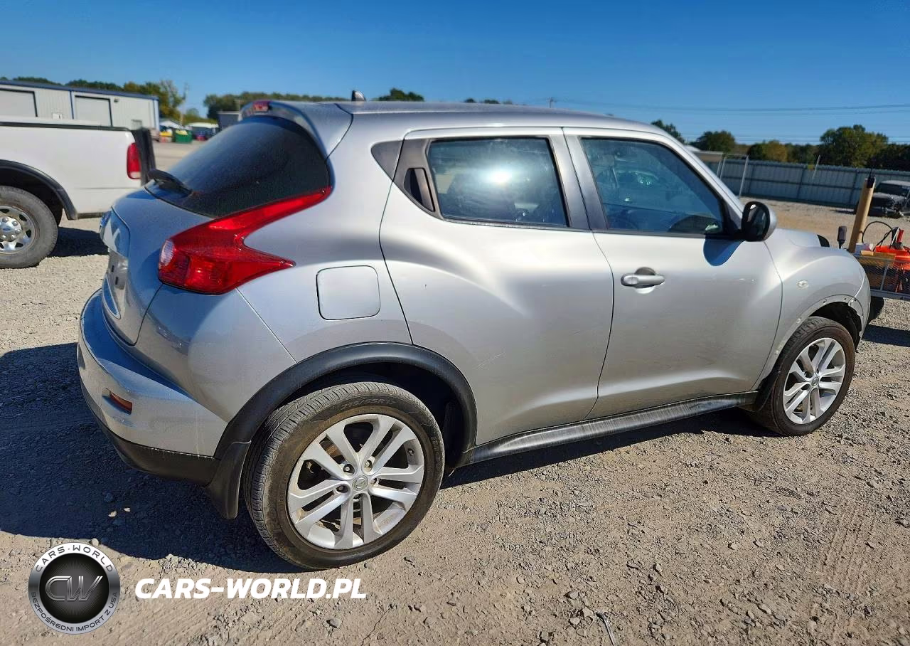 2011 Nissan Juke S VIN:JN8AF5MR8BT004568 - 3
