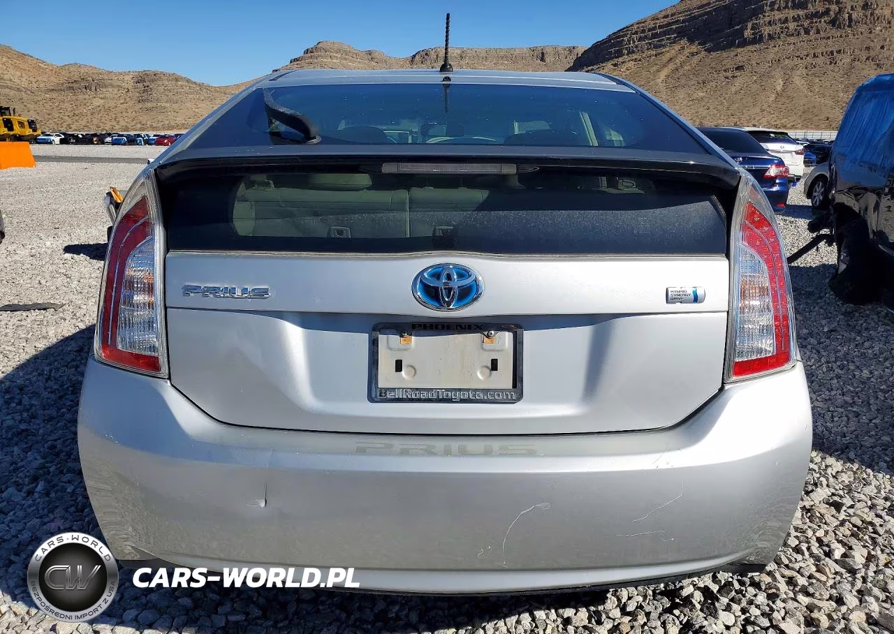 2014 Toyota Prius Two VIN:JTDKN3DU7E1776295 - 6