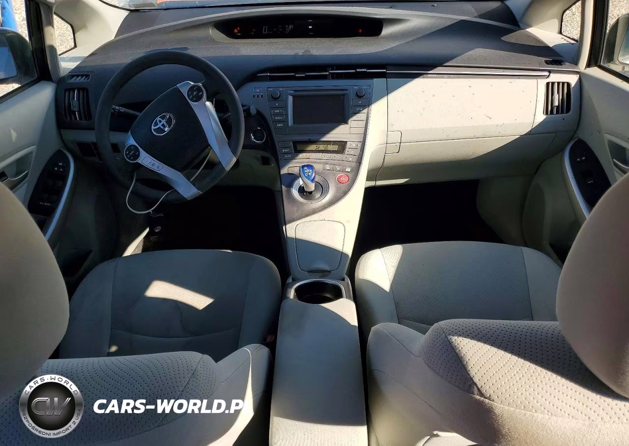 2014 Toyota Prius Two VIN:JTDKN3DU7E1776295 - 8