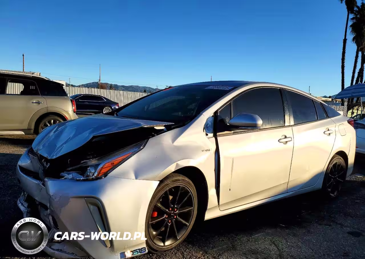 2020 Toyota Prius L