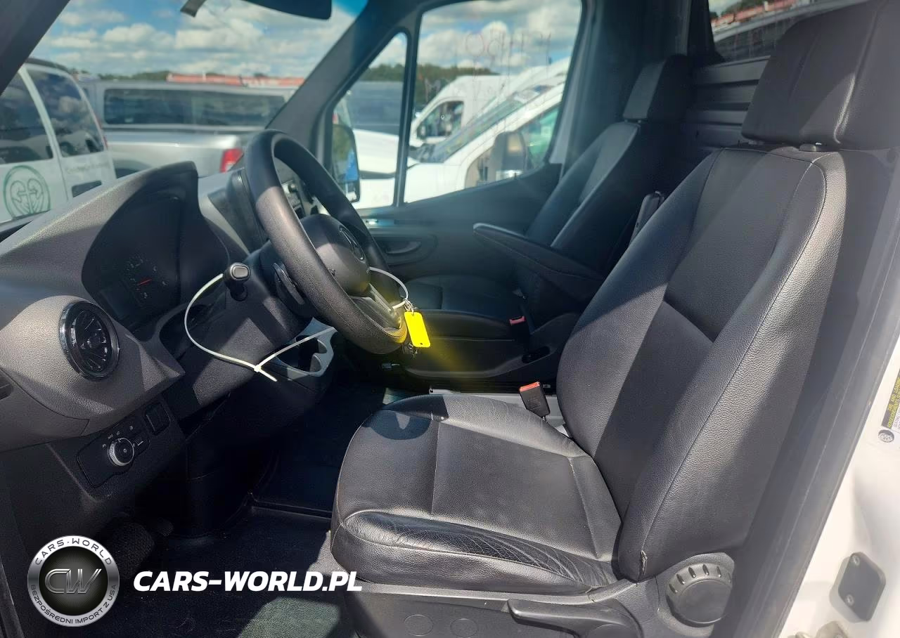 2020 Mercedes-Benz Sprinter 2500 Delivery Van VIN:W1Y4ECHYXLT039417 - 7