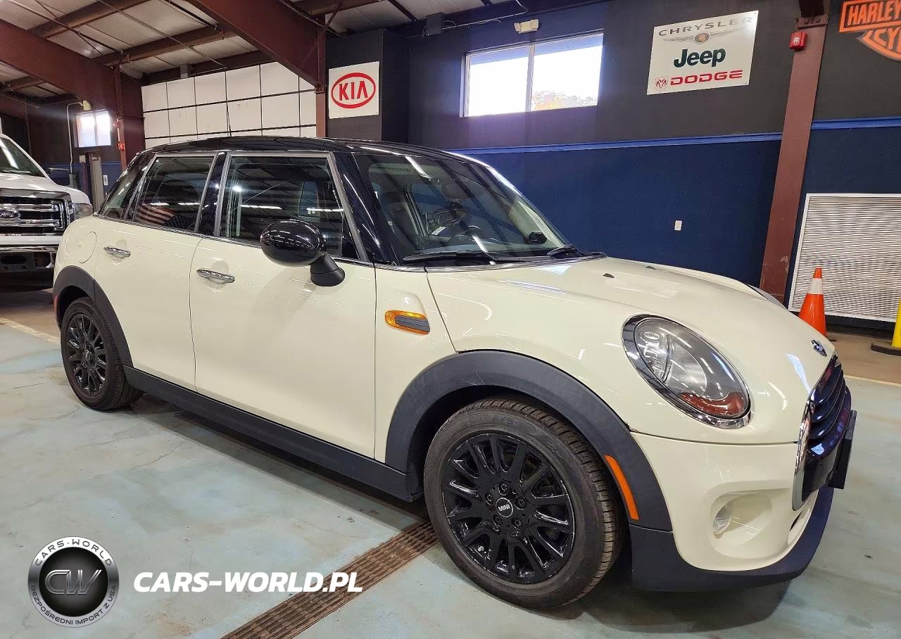 2018 Mini Cooper VIN:WMWXU1C56J2F81574 - 4
