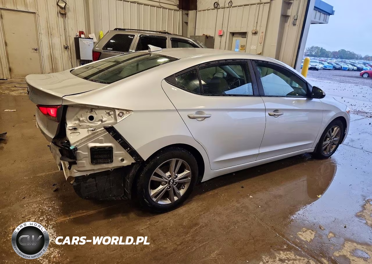 2017 Hyundai Elantra Se VIN:5NPD84LF9HH040822 - 3