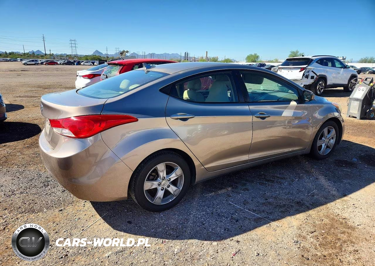 2013 Hyundai Elantra Gls VIN:5NPDH4AE3DH378382 - 3