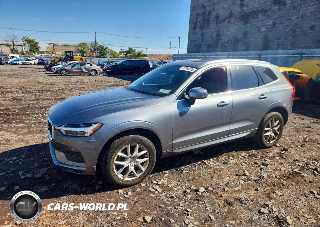 2018 Volvo Xc60 T5 Momentum VIN:YV4102RK7J1089580 - 1