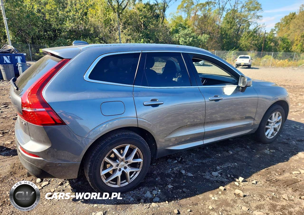 2018 Volvo Xc60 T5 Momentum VIN:YV4102RK7J1089580 - 3