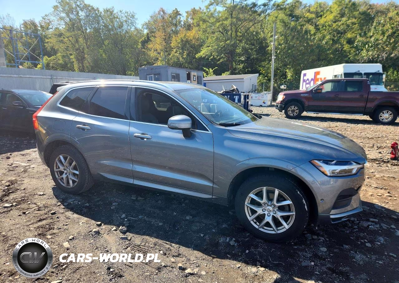 2018 Volvo Xc60 T5 Momentum VIN:YV4102RK7J1089580 - 4