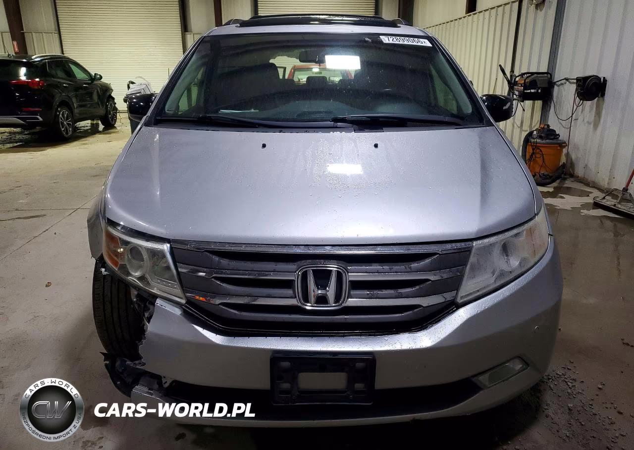 2012 Honda Odyssey Touring VIN:5FNRL5H9XCB008398 - 5