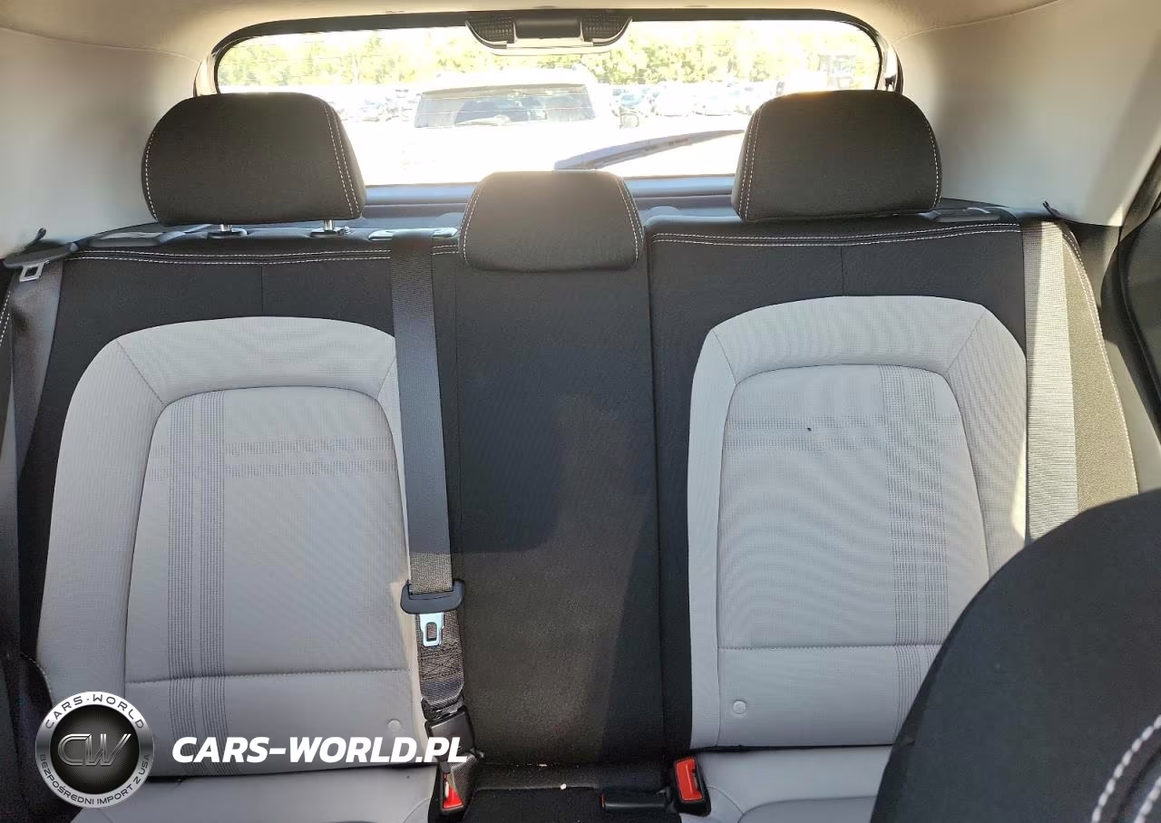 2025 Hyundai Venue Sel VIN:KMHRC8A37SU376014 - 10