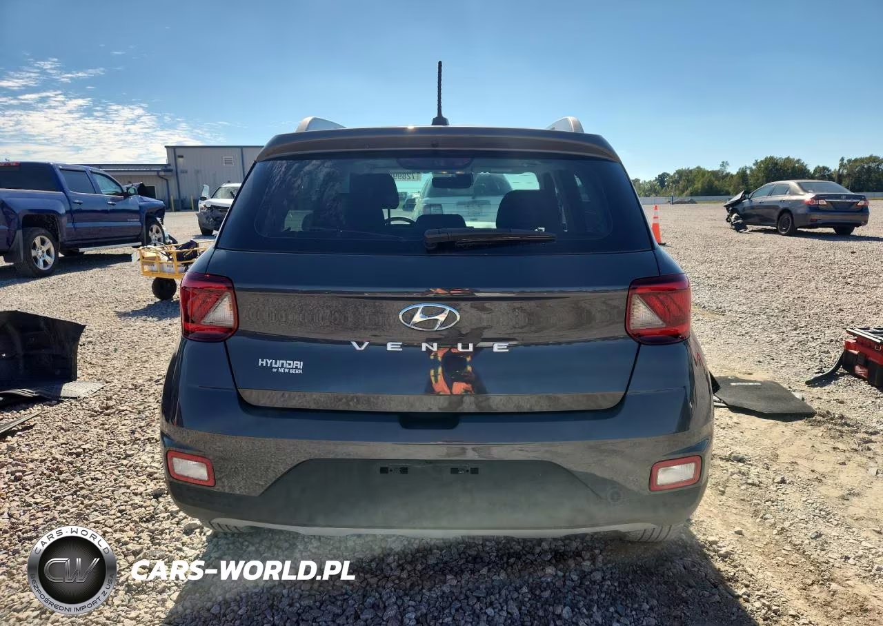 2025 Hyundai Venue Sel VIN:KMHRC8A37SU376014 - 6