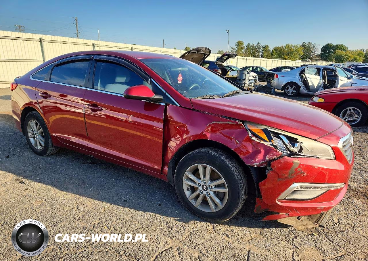 2015 Hyundai Sonata Se VIN:5NPE24AF4FH177589 - 4