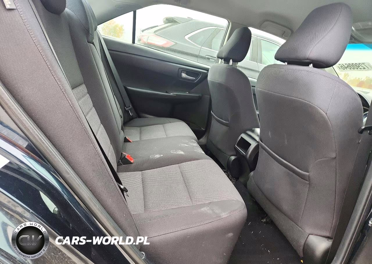 2016 Toyota Camry Le VIN:4T1BF1FKXGU125723 - 10