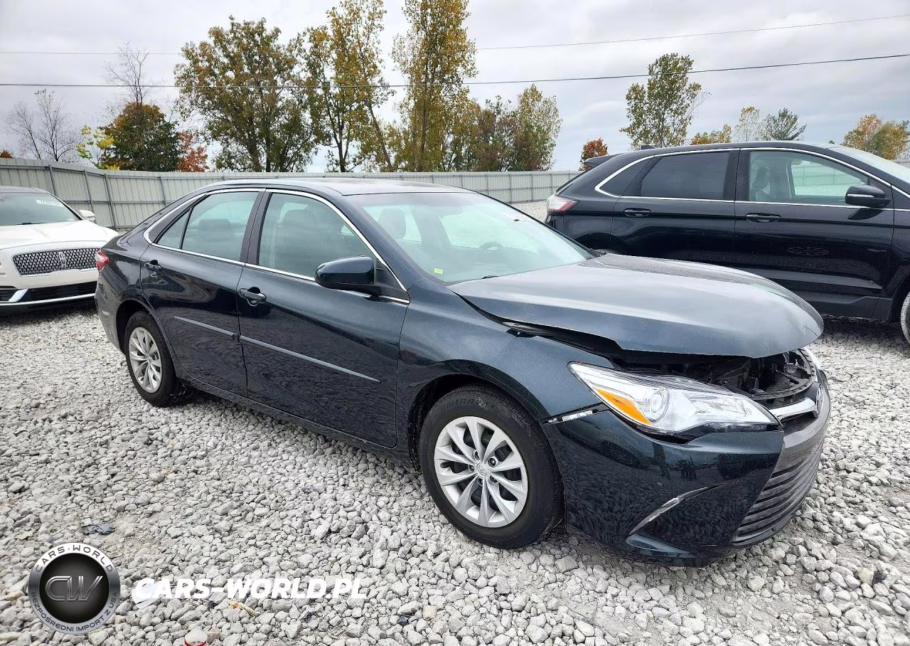 2016 Toyota Camry Le VIN:4T1BF1FKXGU125723 - 4