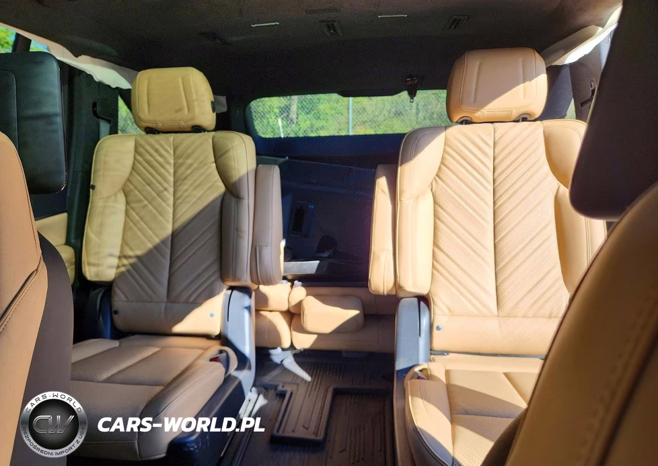 2025 Cadillac Escalade Iq Sport-2 VIN:1GYTEFKL1SU100607 - 10