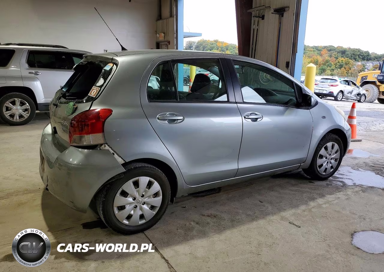 2010 Toyota Yaris Base VIN:JTDKT4K31A5320690 - 3