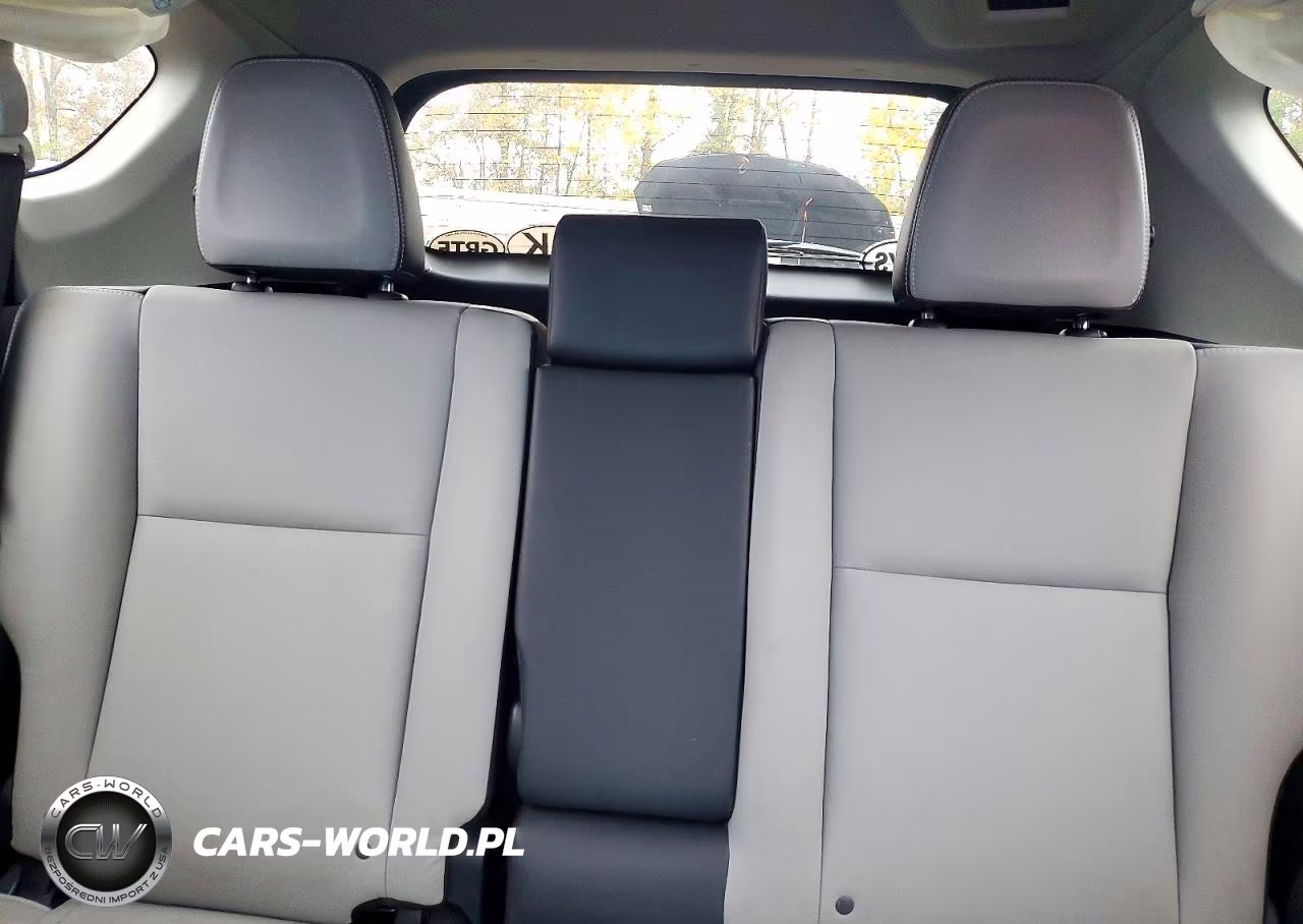 2018 Toyota Rav4 Limited VIN:JTMDFREVXJD224251 - 10