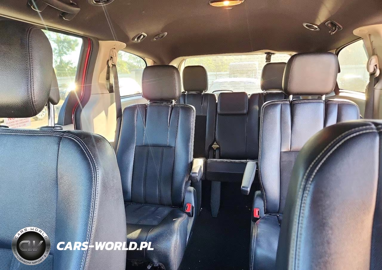 2019 Dodge Grand Caravan Sxt VIN:2C4RDGCG1KR773677 - 10