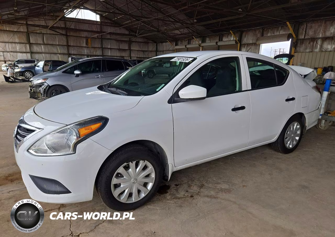 2016 Nissan Versa 1.6 S
