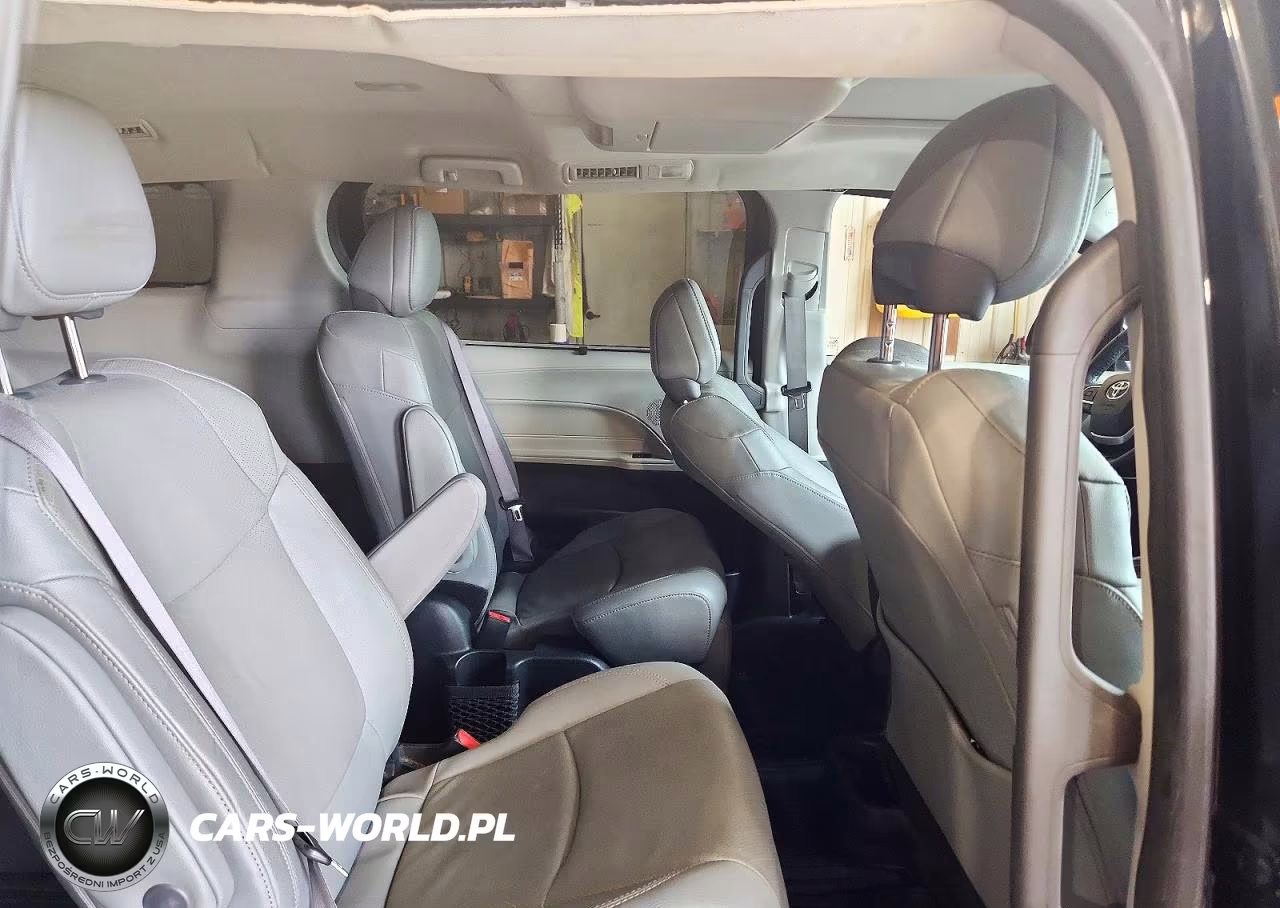 2024 Toyota Sienna Limited VIN:5TDZSKFC8RS145490 - 11