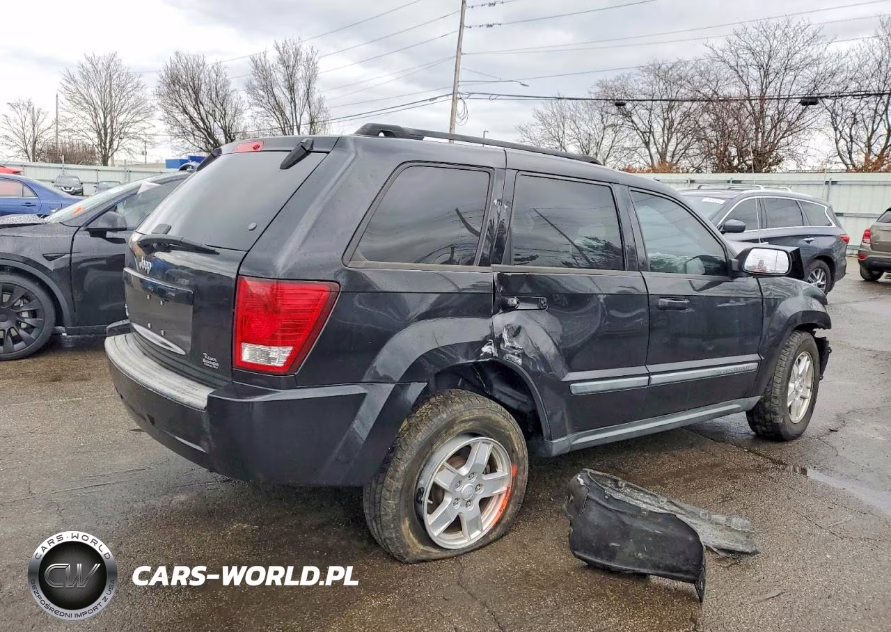 2007 Jeep Grand Cherokee Laredo VIN:1J8GR48K37C541479 - 3
