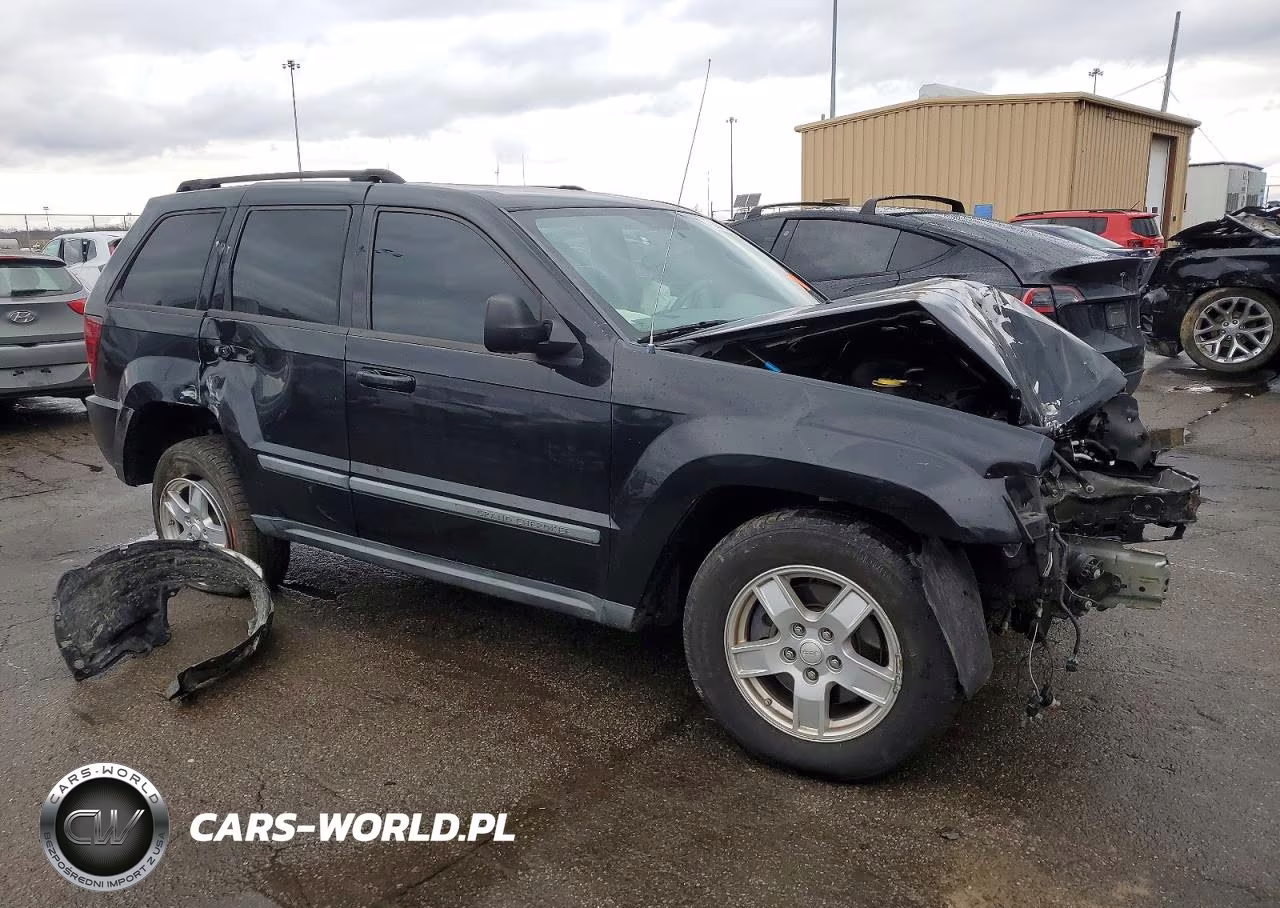 2007 Jeep Grand Cherokee Laredo VIN:1J8GR48K37C541479 - 4