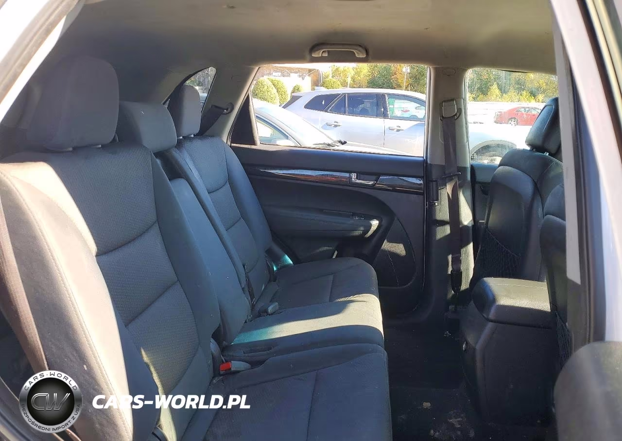 2013 Kia Sorento Lx VIN:5XYKTDA68DG401046 - 11
