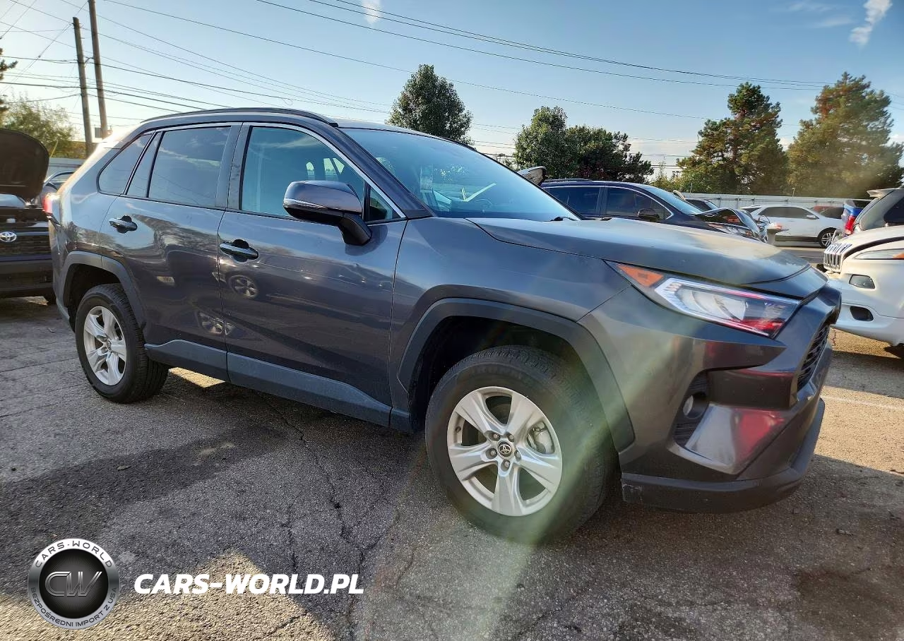 2021 Toyota Rav4 Xle VIN:2T3P1RFV6MW181240 - 4