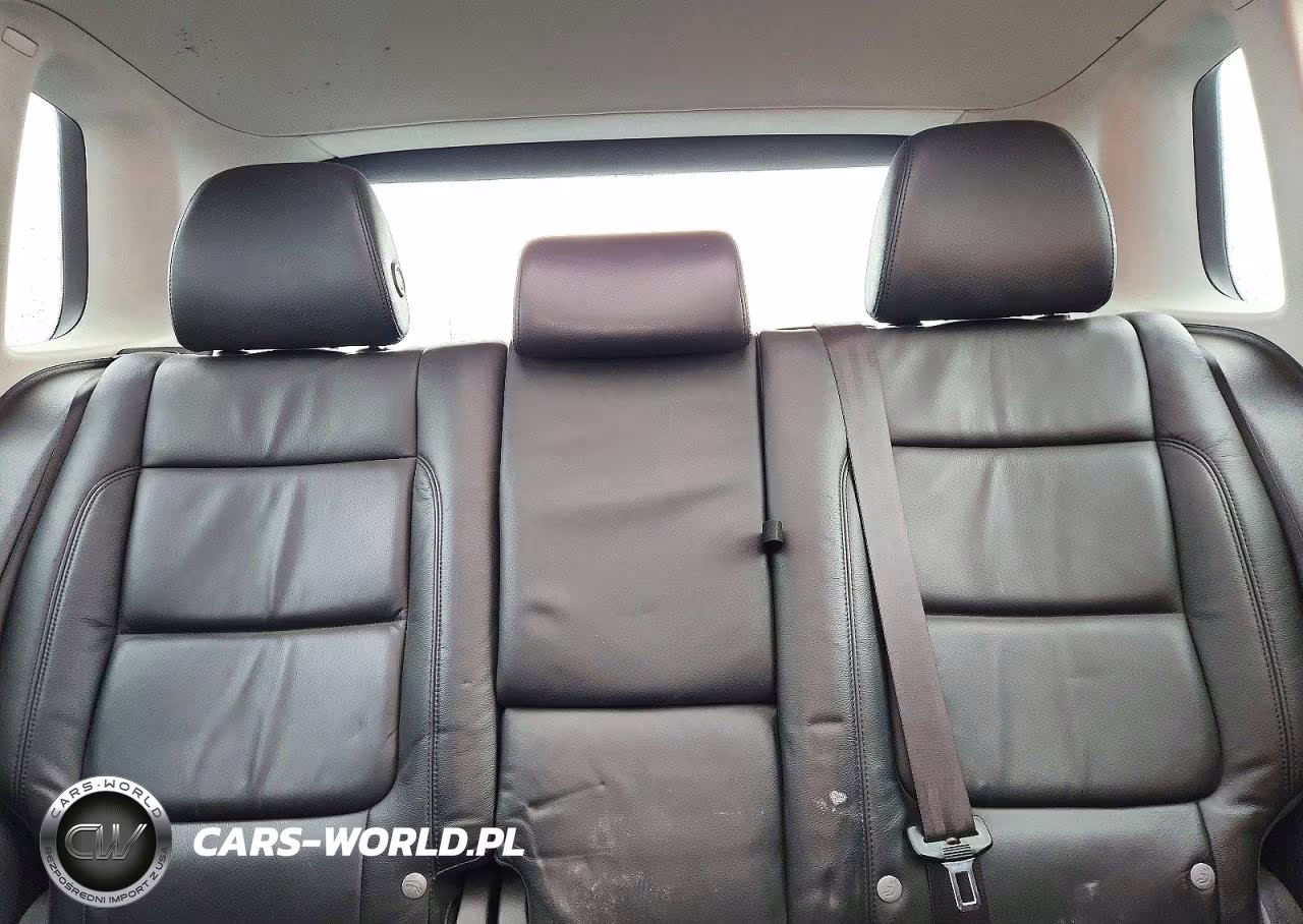 2012 Volkswagen Tiguan S VIN:WVGBV7AX3CW571087 - 10