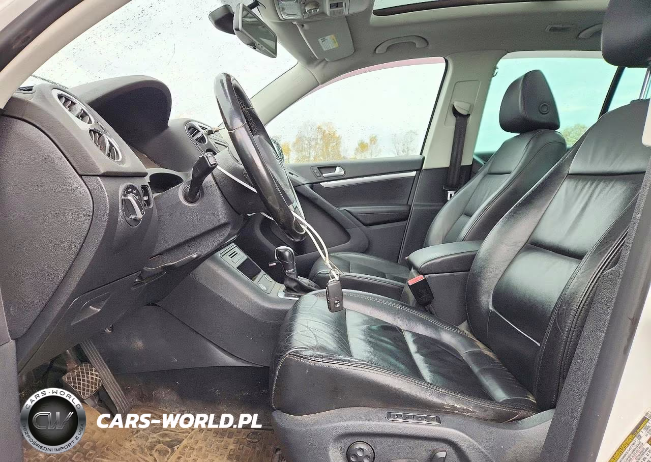 2012 Volkswagen Tiguan S VIN:WVGBV7AX3CW571087 - 7