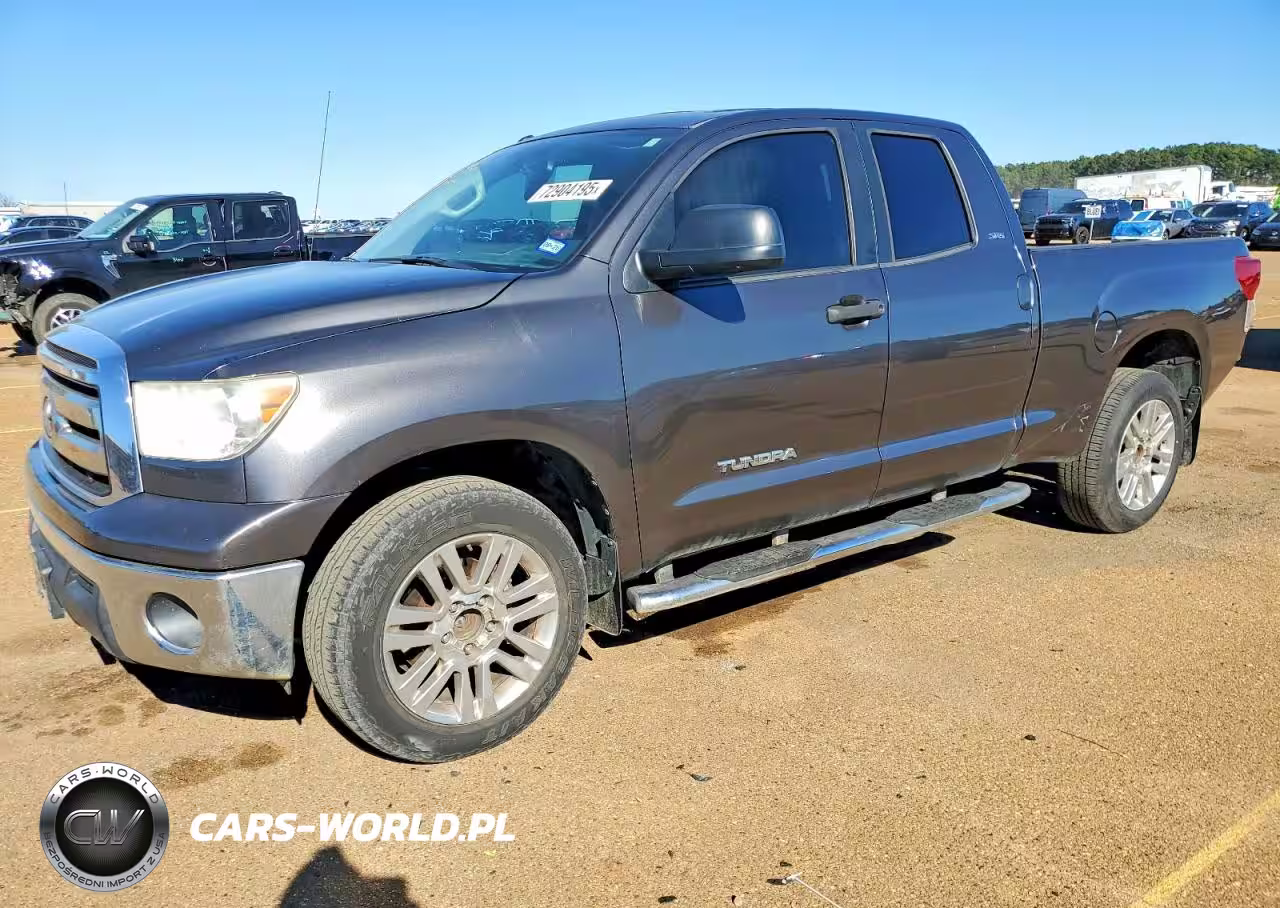 2013 Toyota Tundra Double Cab Sr5