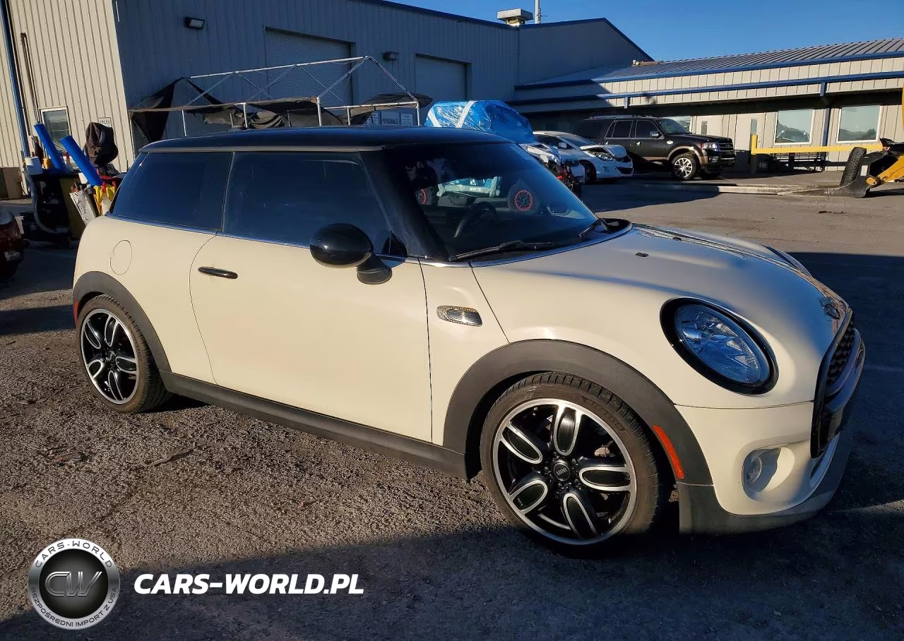 2017 Mini Cooper VIN:WMWXP5C33H3C64823 - 4