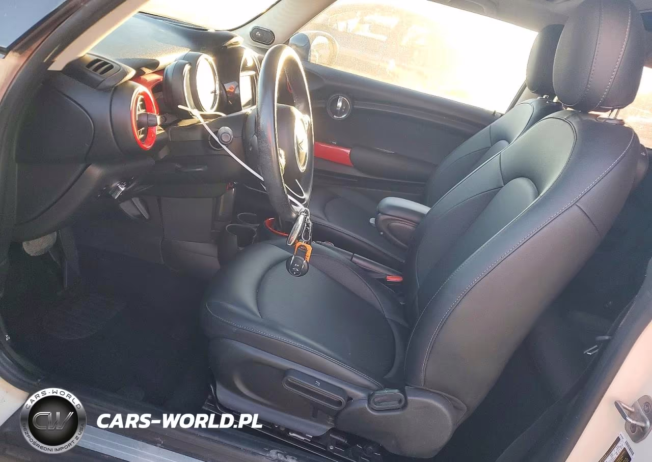2017 Mini Cooper VIN:WMWXP5C33H3C64823 - 7