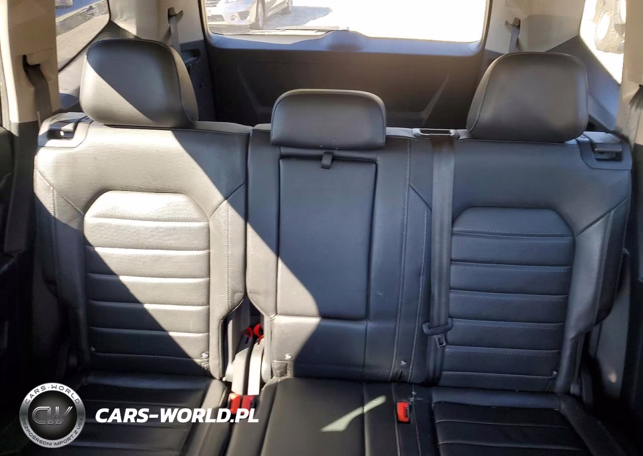 2018 Volkswagen Atlas Sel Premium VIN:1V2NR2CA9JC584747 - 10