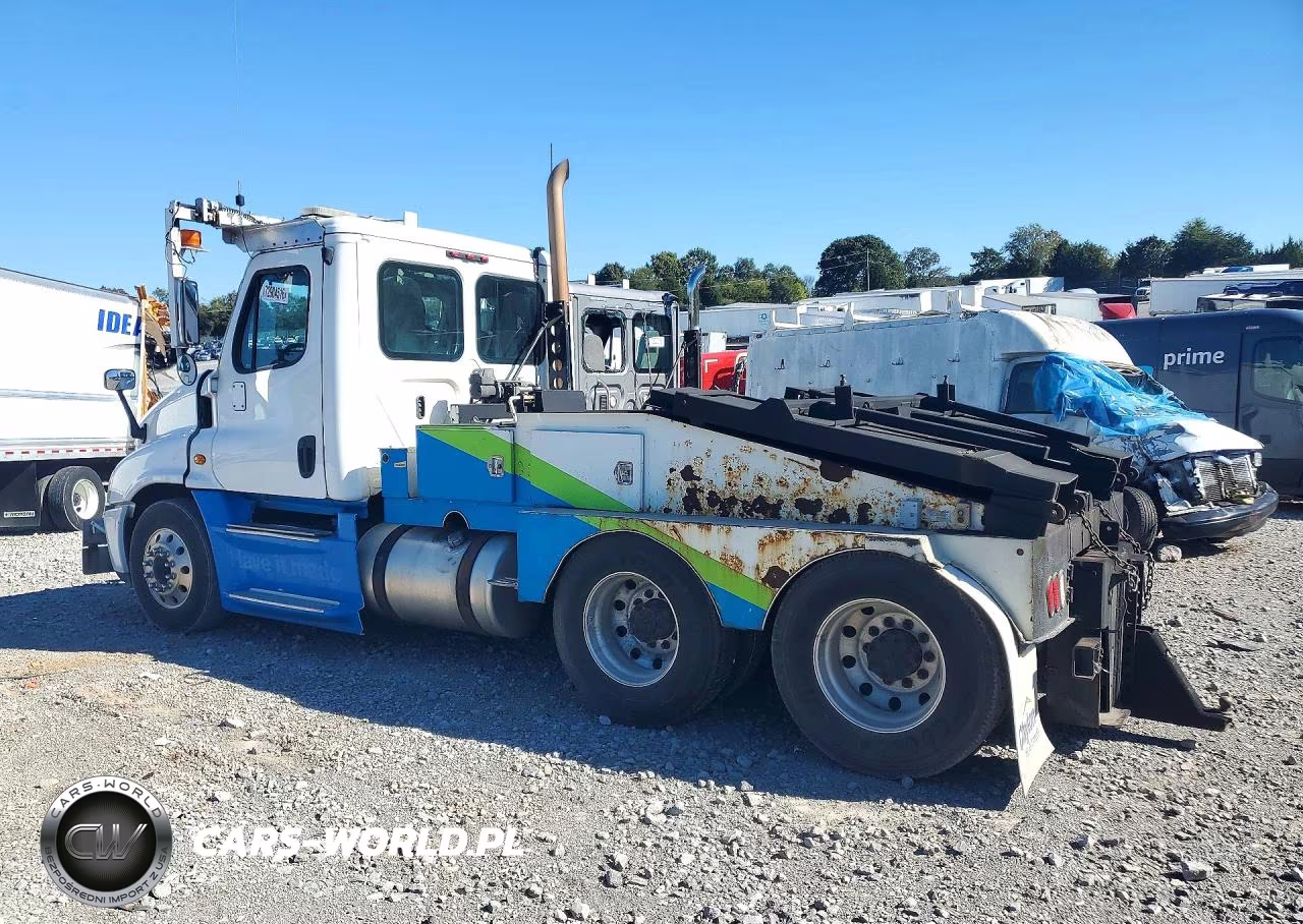 2019 Freightliner Cascadia 1 - Semi Truck VIN:3ALHGEDV2KDKK8386 - 2