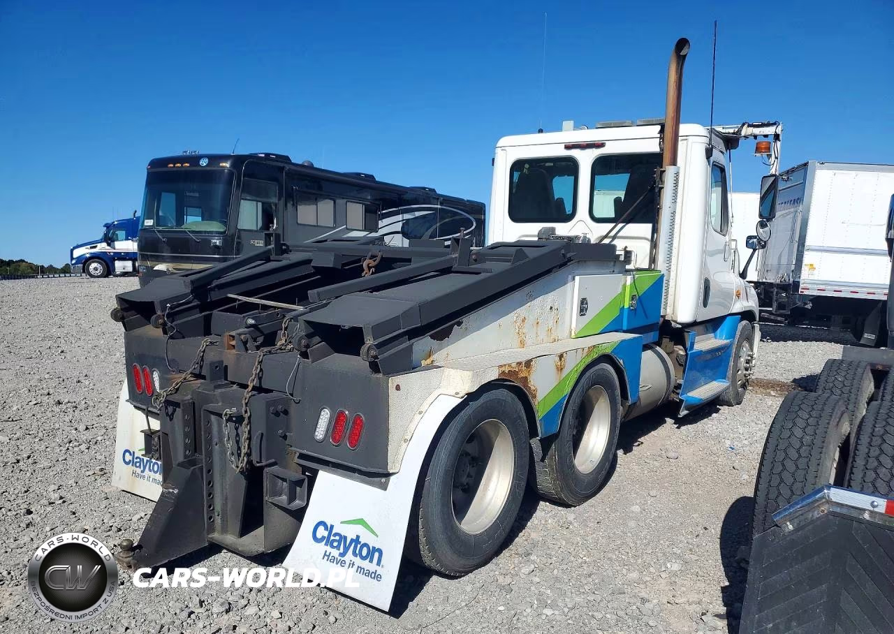 2019 Freightliner Cascadia 1 - Semi Truck VIN:3ALHGEDV2KDKK8386 - 3