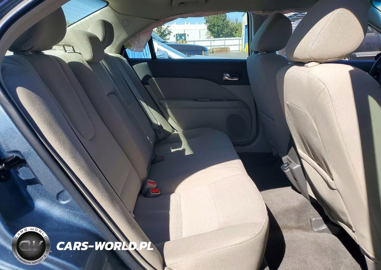 2012 Ford Fusion Hybrid VIN:3FADP0L37CR163564 - 10