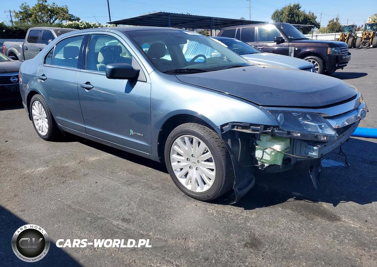 2012 Ford Fusion Hybrid VIN:3FADP0L37CR163564 - 4