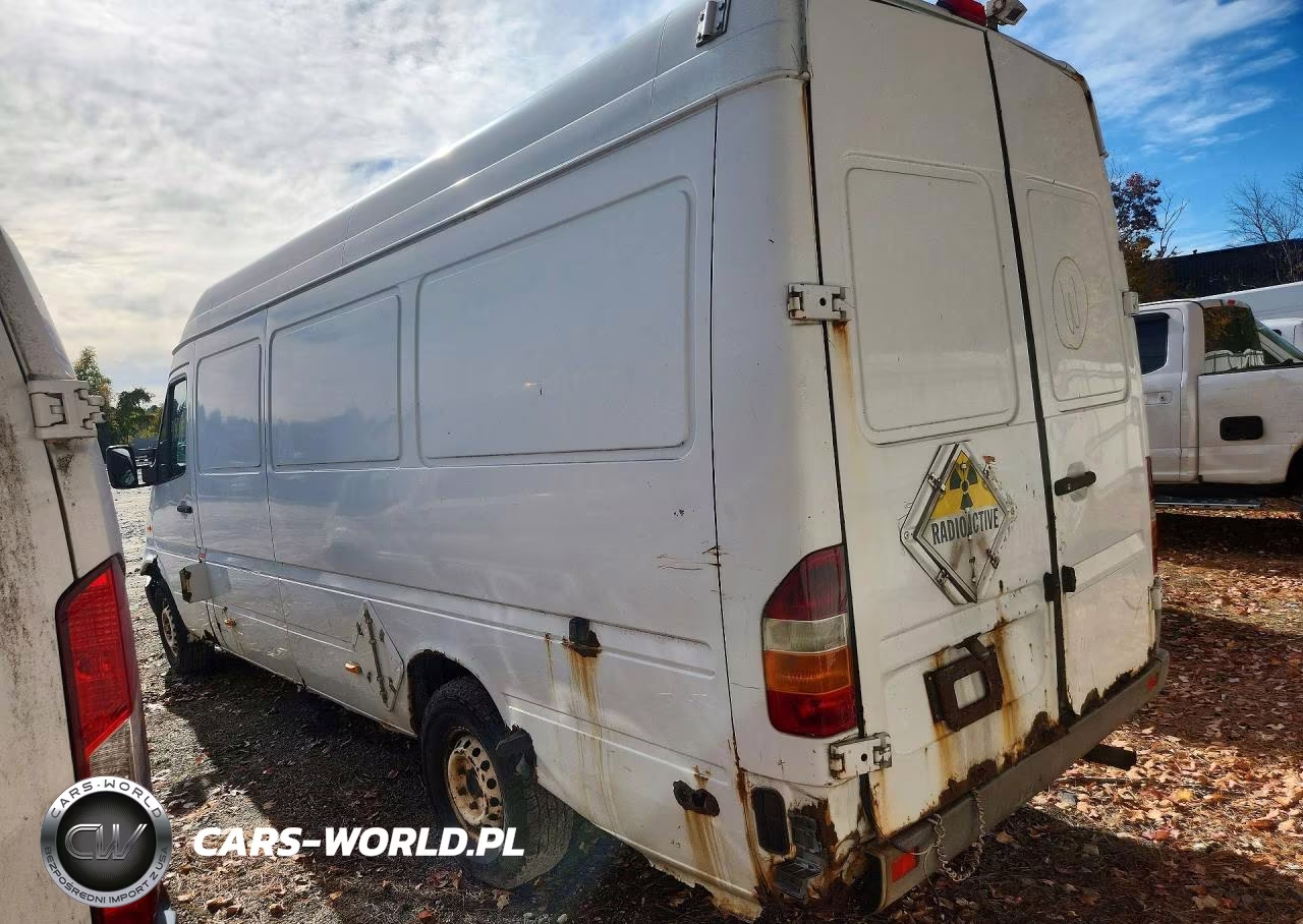 2002 Freightliner Sprinter 2500 VIN:WD2YD341325293263 - 2