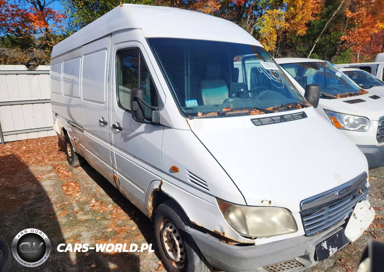 2002 Freightliner Sprinter 2500 VIN:WD2YD341325293263 - 4