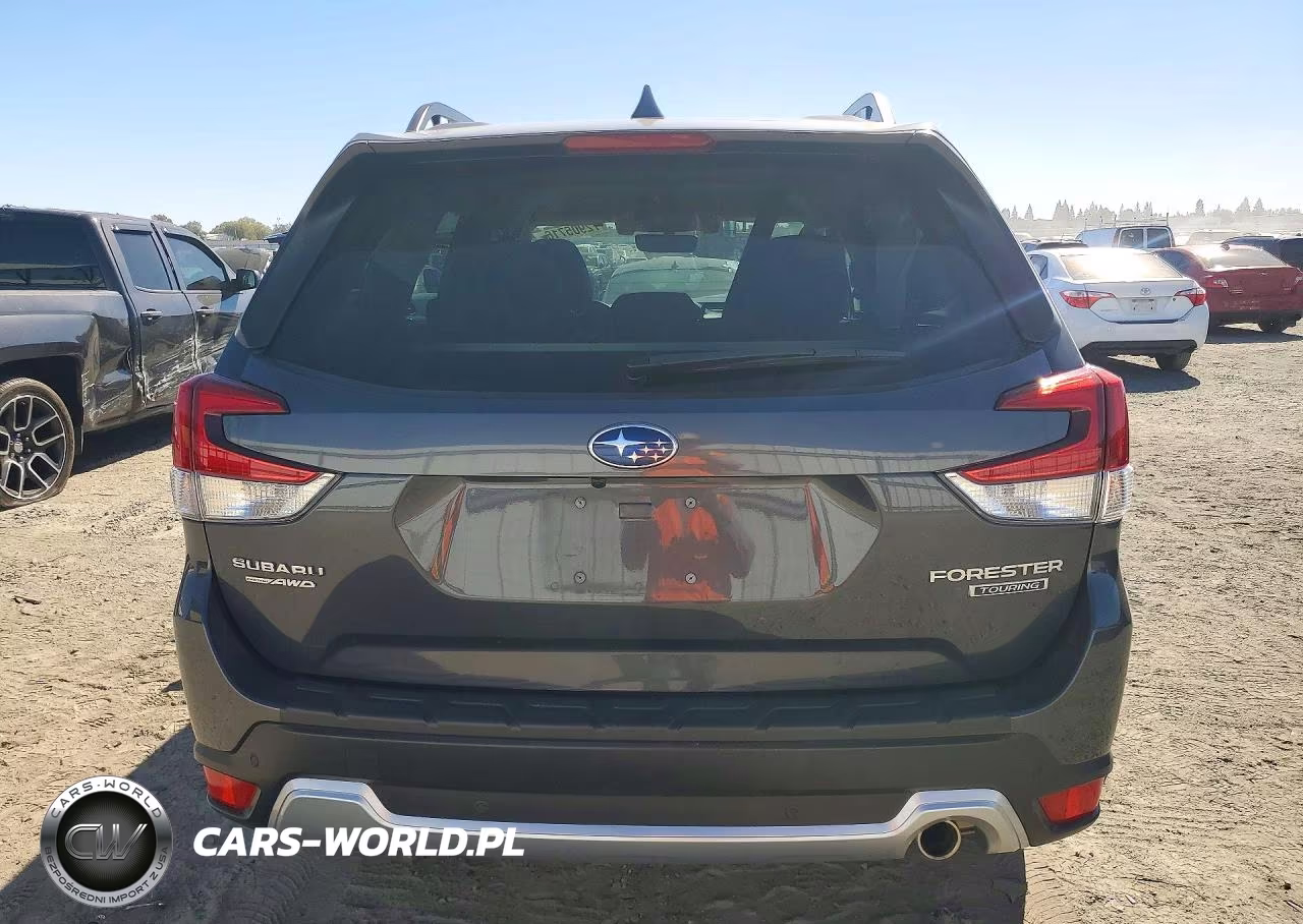 2020 Subaru Forester Touring VIN:JF2SKAXC3LH478509 - 6