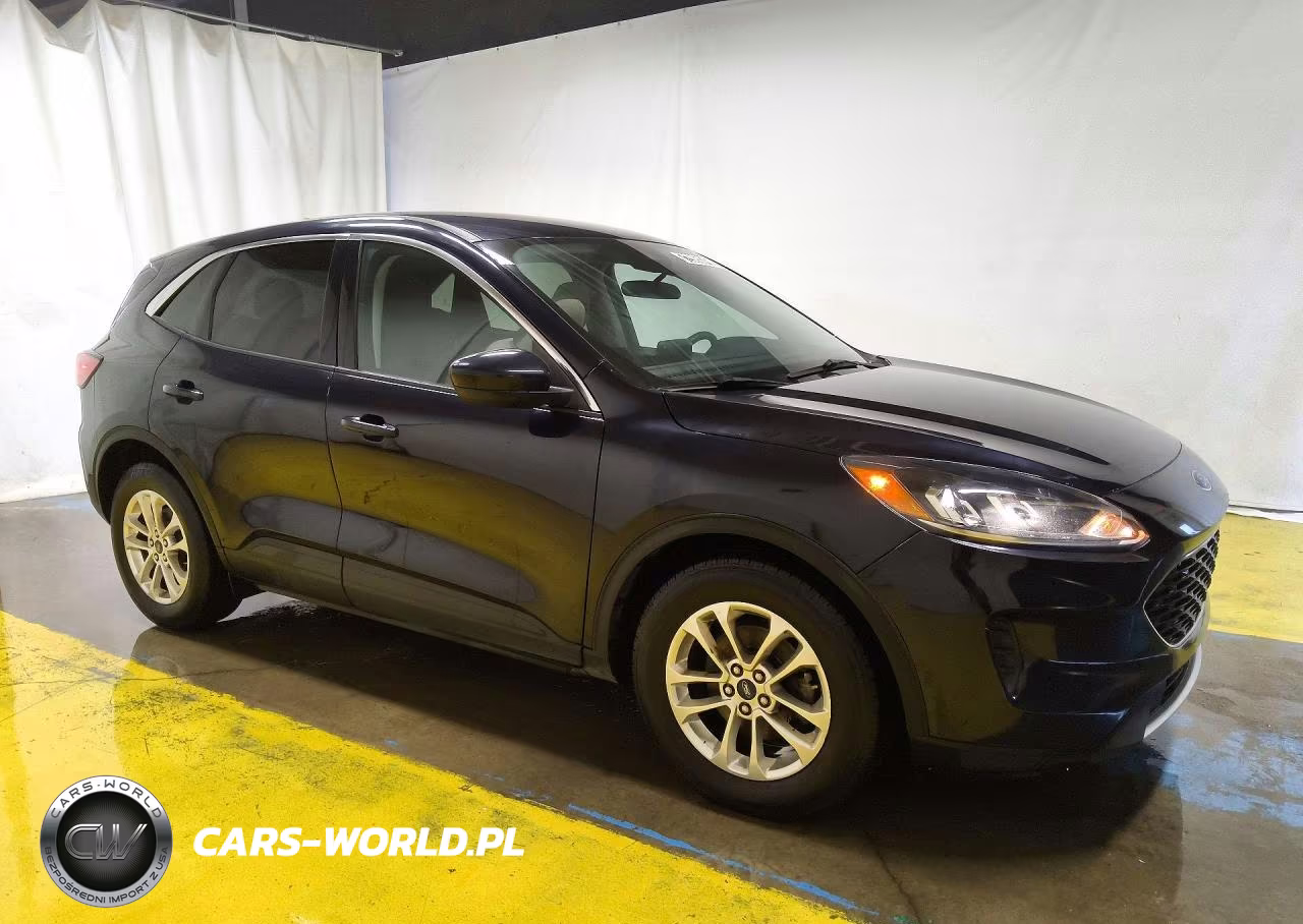 2021 Ford Escape Se VIN:1FMCU0G68MUA69024 - 4