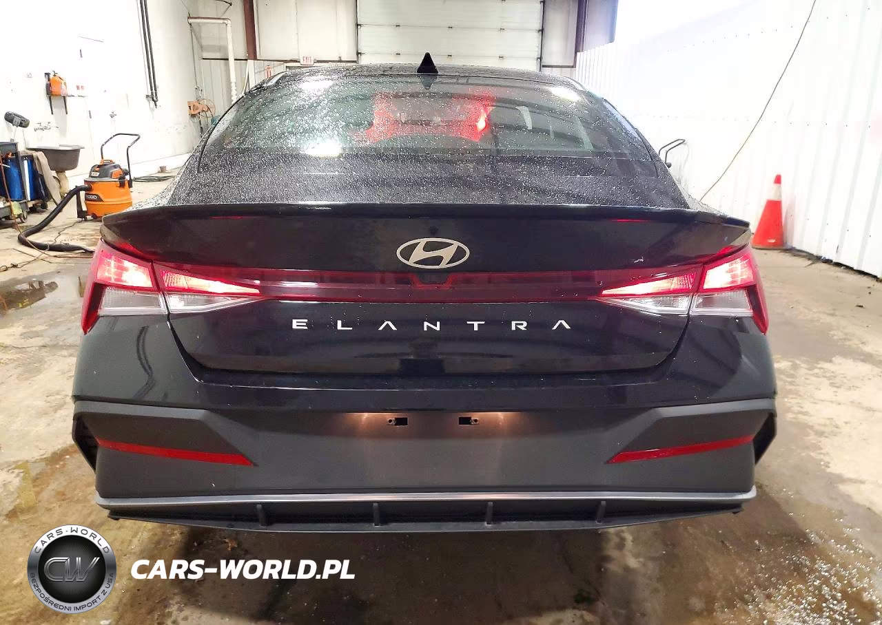 2026 Hyundai Elantra Sel Sport VIN:KMHLM4DG3TU210147 - 6
